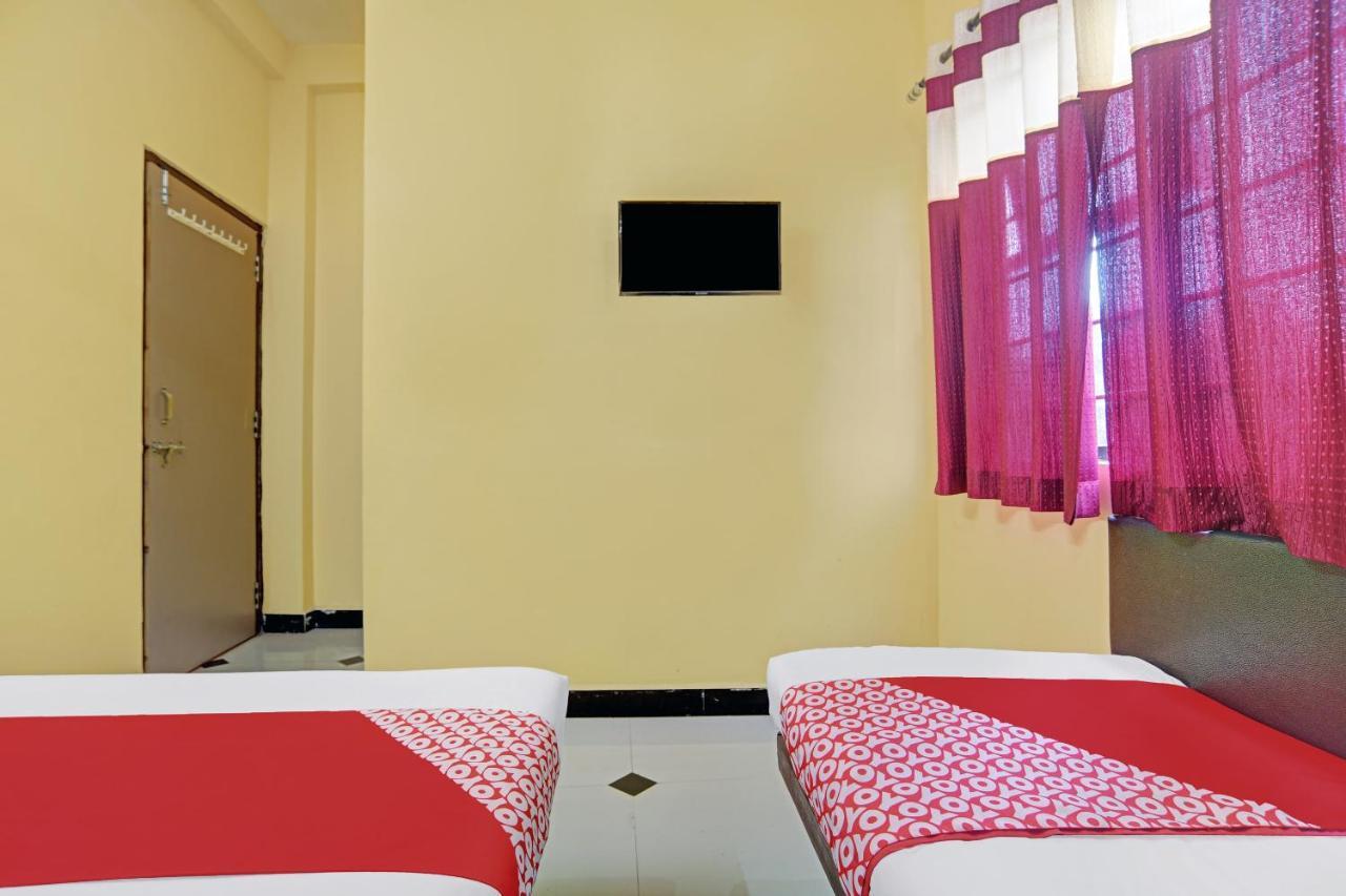 Oyo 79454 Shree Laxmi Palace Hotel Ujjain Esterno foto