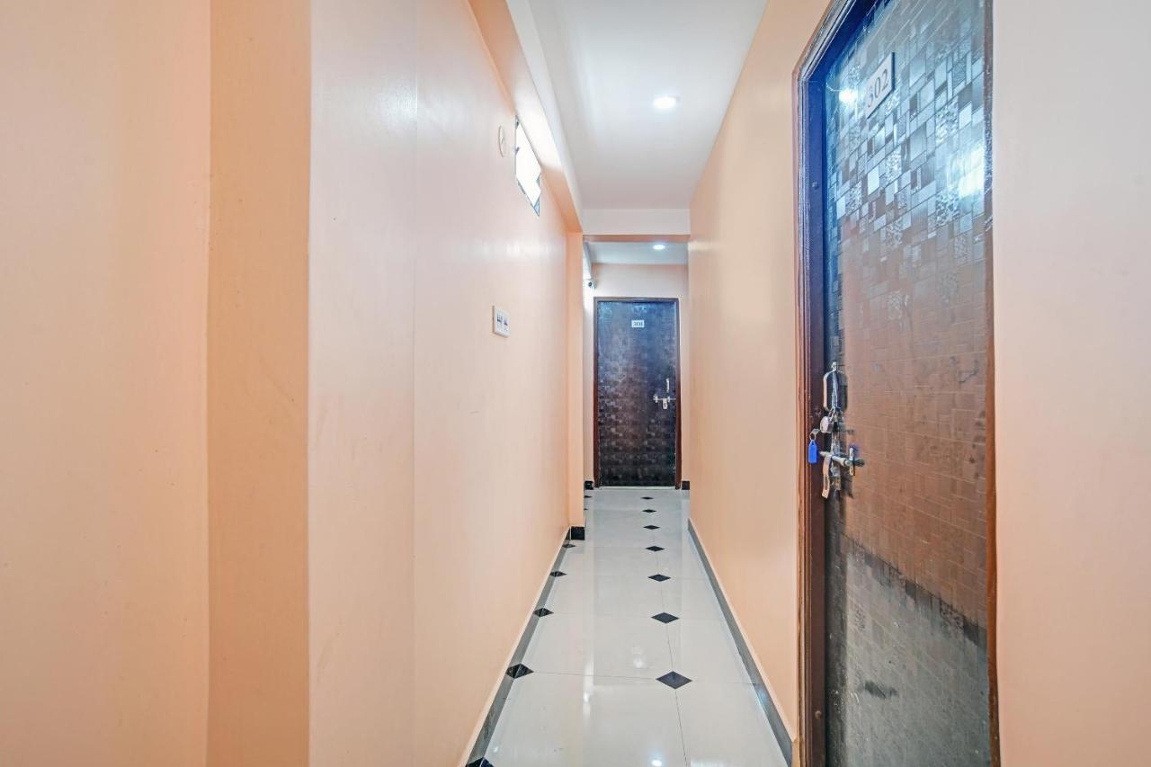Oyo 79454 Shree Laxmi Palace Hotel Ujjain Esterno foto